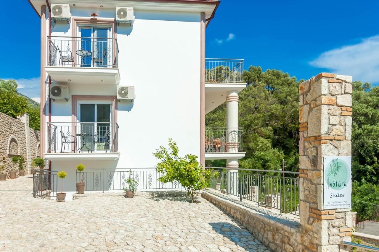 Natura Luxury Suites Parga Exterior foto