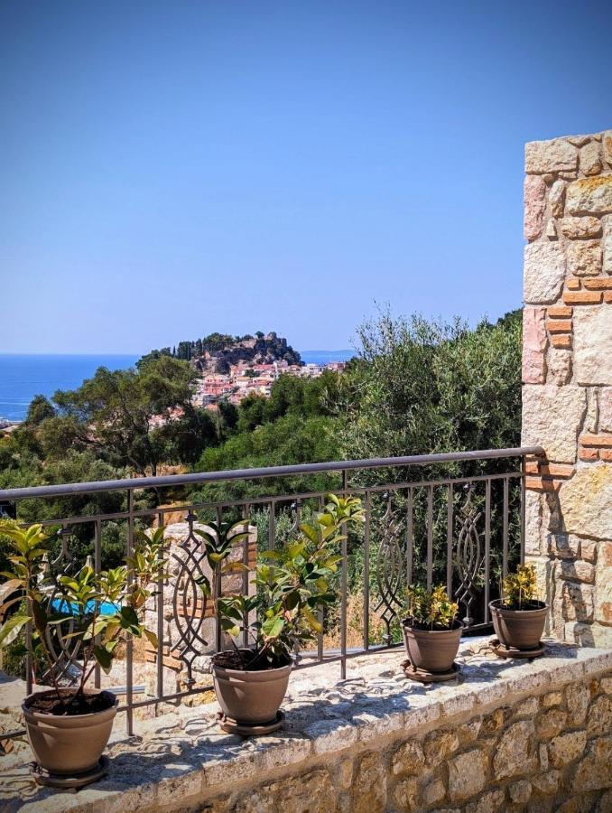 Natura Luxury Suites Parga Exterior foto